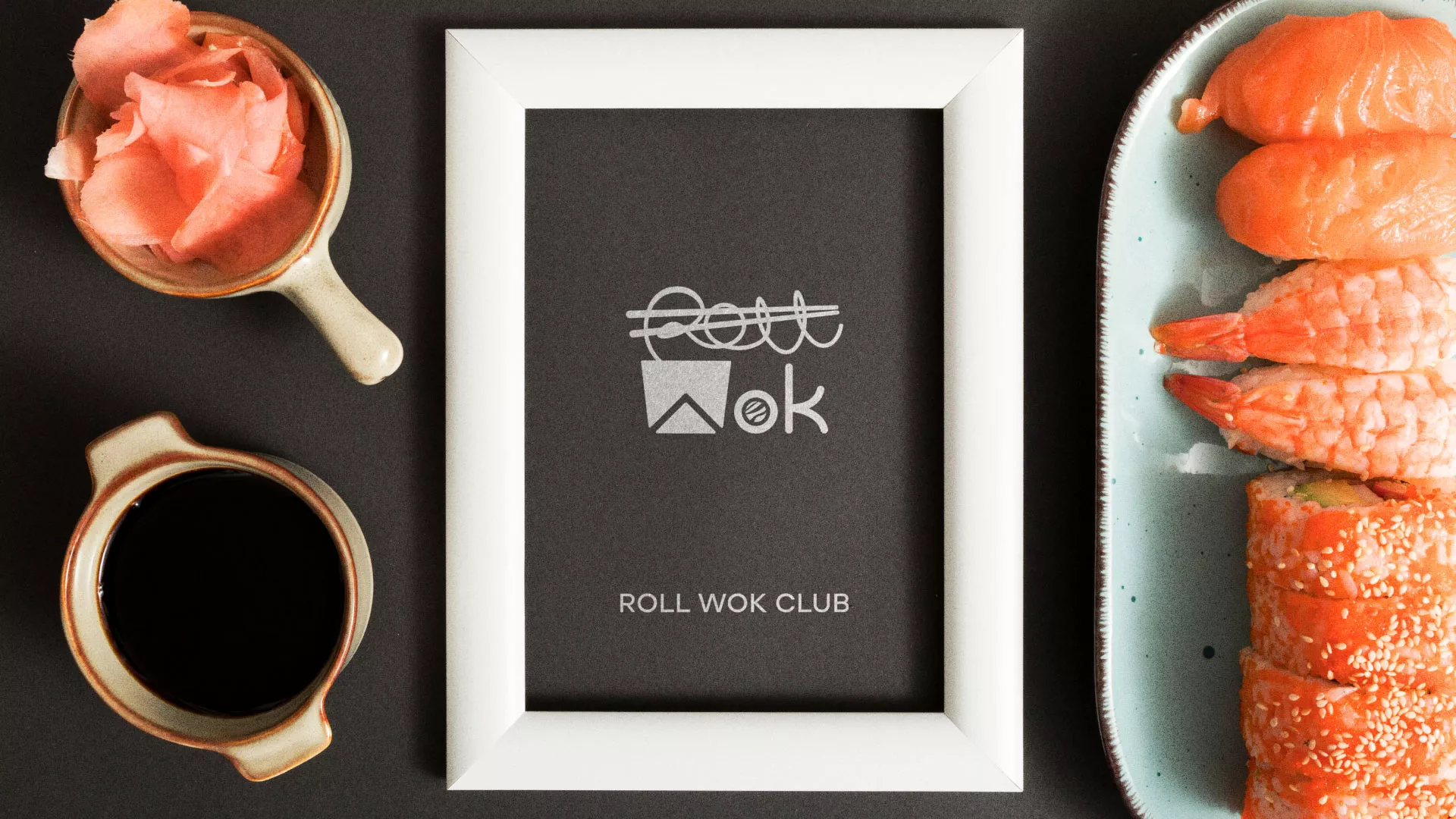 Разработка логотипа суши-бара «Roll Wok Club» в Петрозаводске